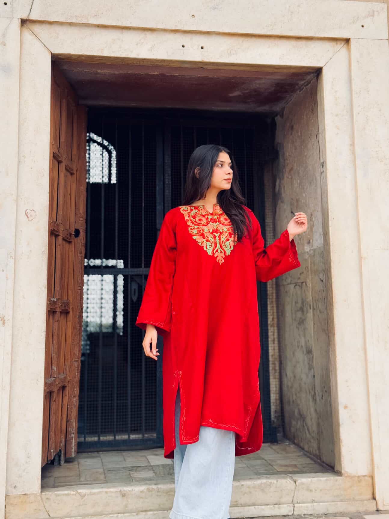 Bright Red Color Kashmiri Pheran Embroidered with Multicolor Threads- Elegant Ethnic Wear