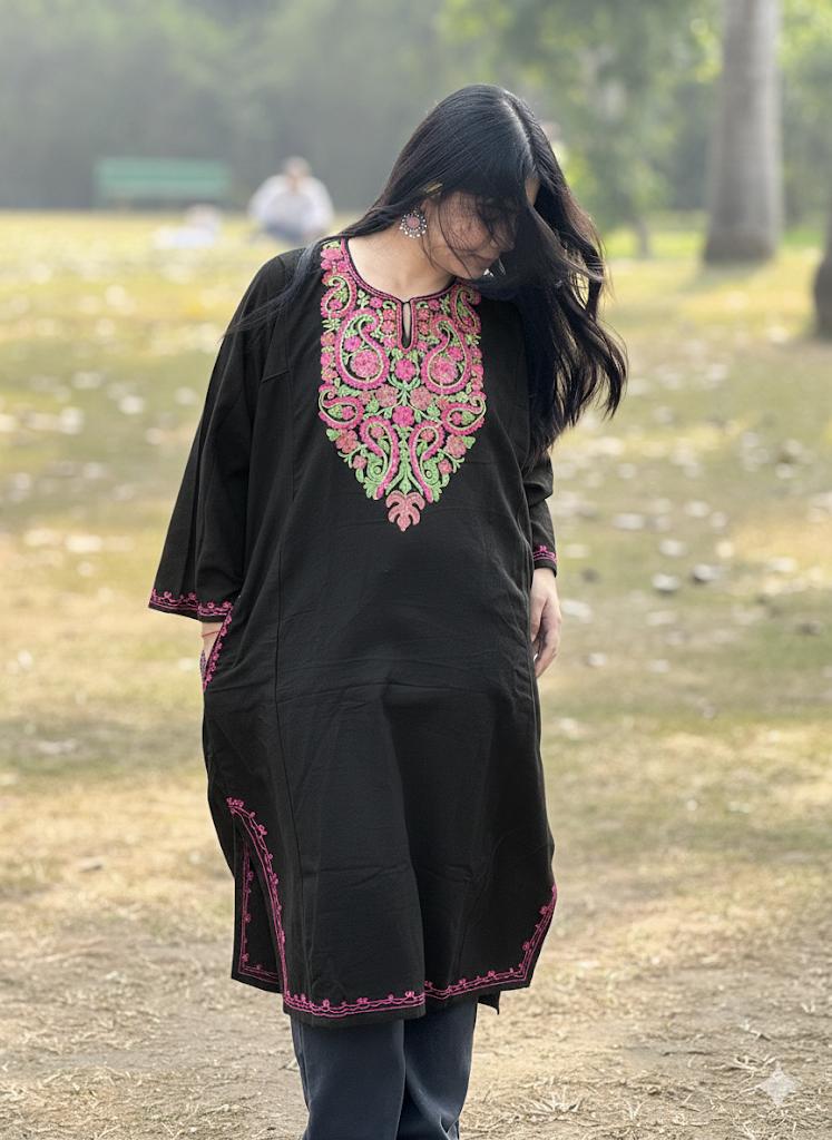 Deep Black Kashmiri Embroidered Kurti – Classic Ethnic Wear for Everyday Elegance