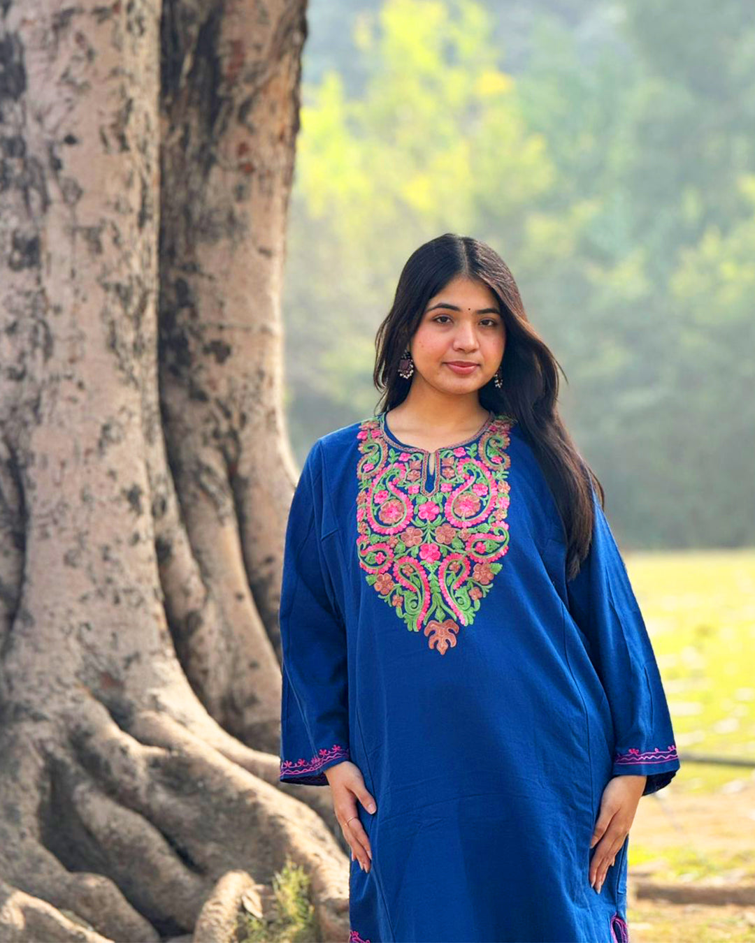 Navy Blue Kashmiri Embroidered Kurti – Elegant Ethnic Wear
